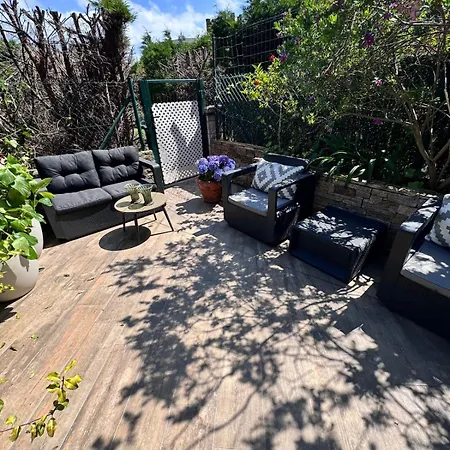 Fabuloso Bajo Con Jardines *