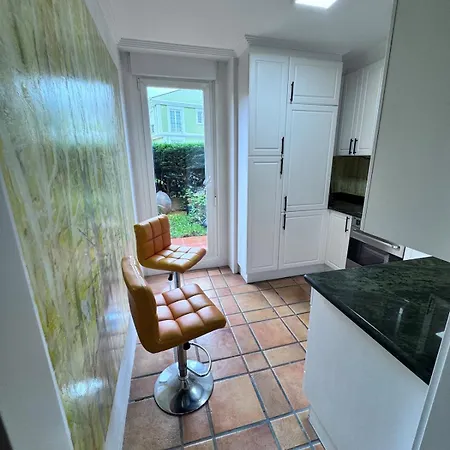 Fabuloso Bajo Con Jardines Apartment Santander