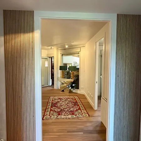 Fabuloso Bajo Con Jardines