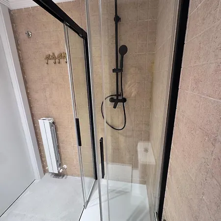 Fabuloso Bajo Con Jardines Apartment