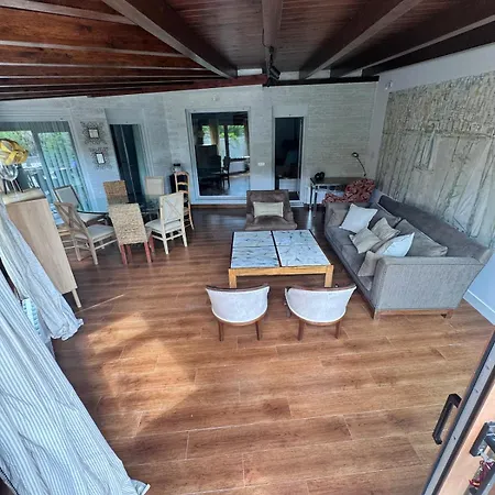 Apartamento Fabuloso Bajo Con Jardines Santander