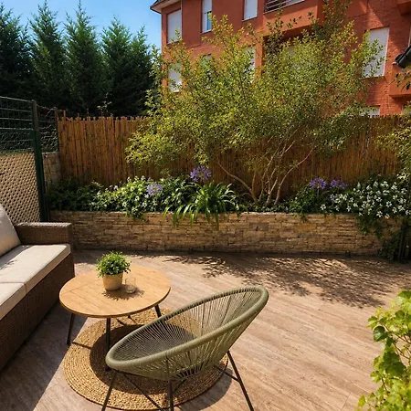 Fabuloso Bajo Con Jardines Σανταντέρ