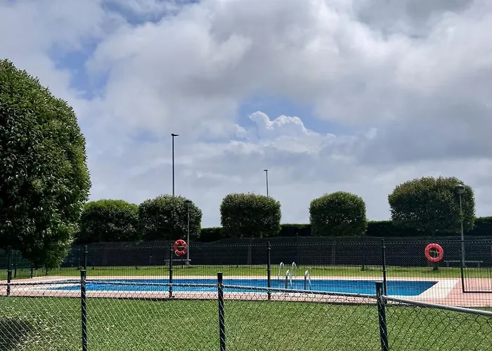 Fabuloso Bajo Con Jardines Apartment