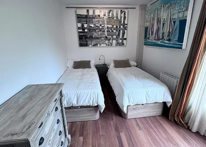 Fabuloso Bajo Con Jardines דירה *